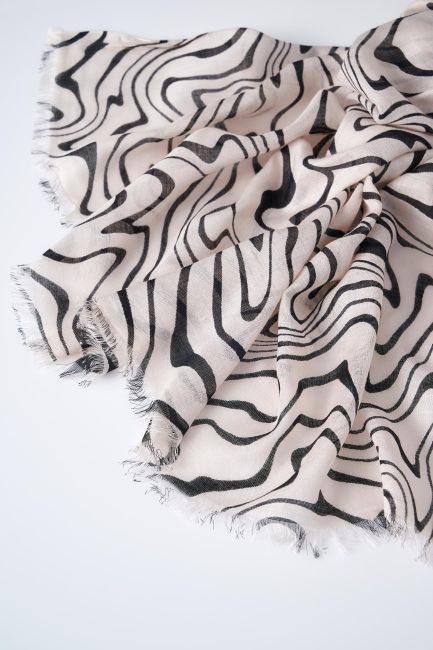 Scarf in abstract print - Beige