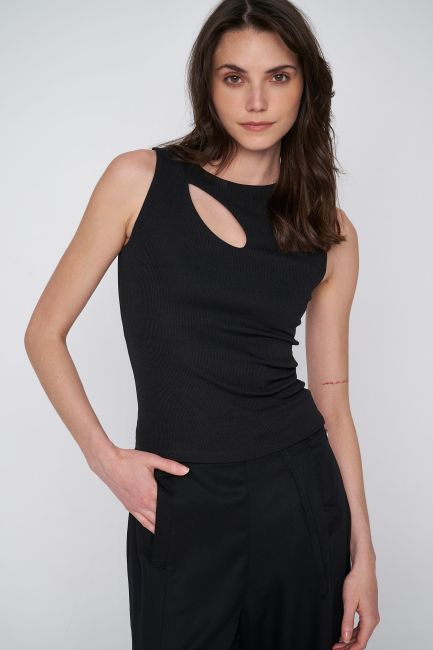 Cut-out sleeveless blouse - Black